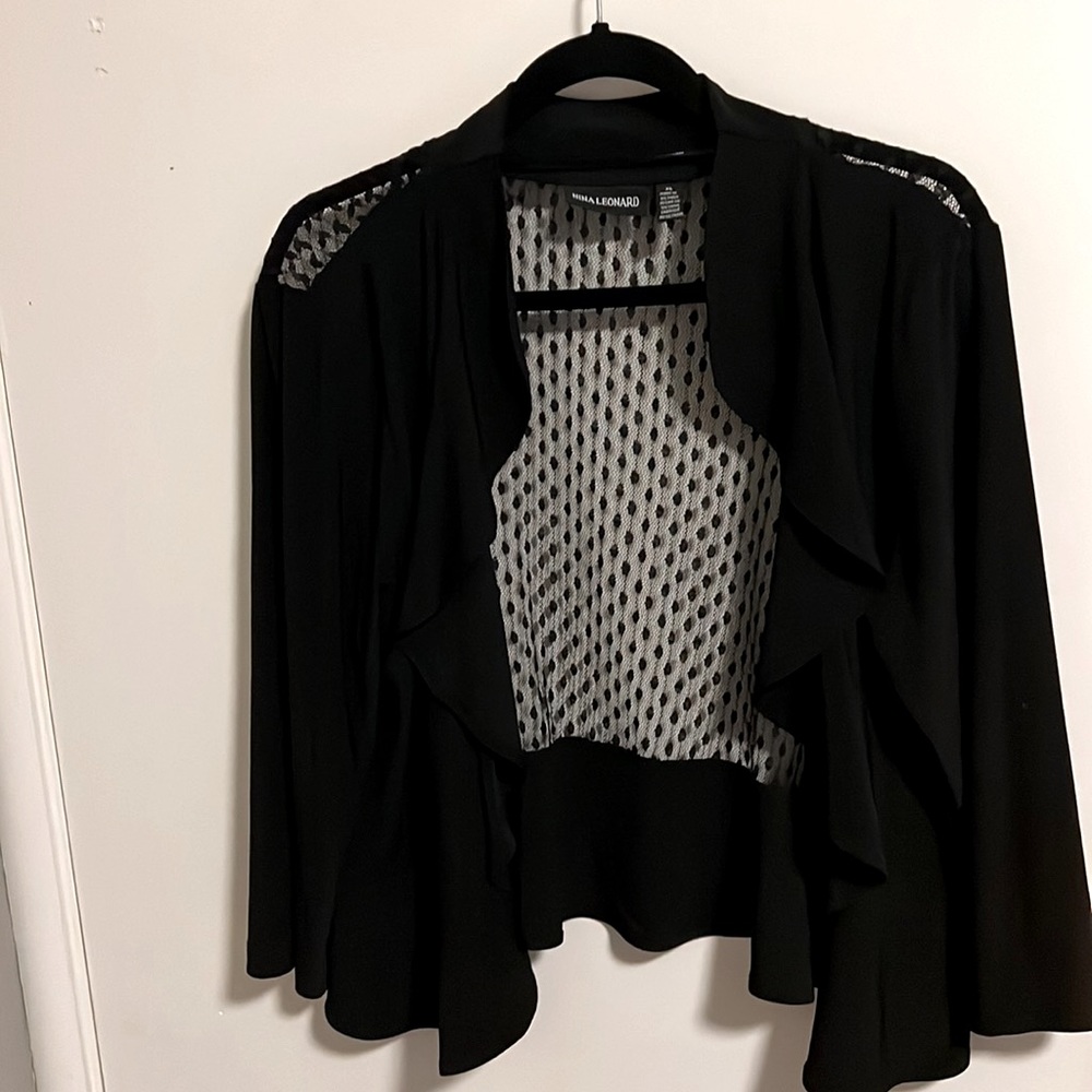 Short cover sweater